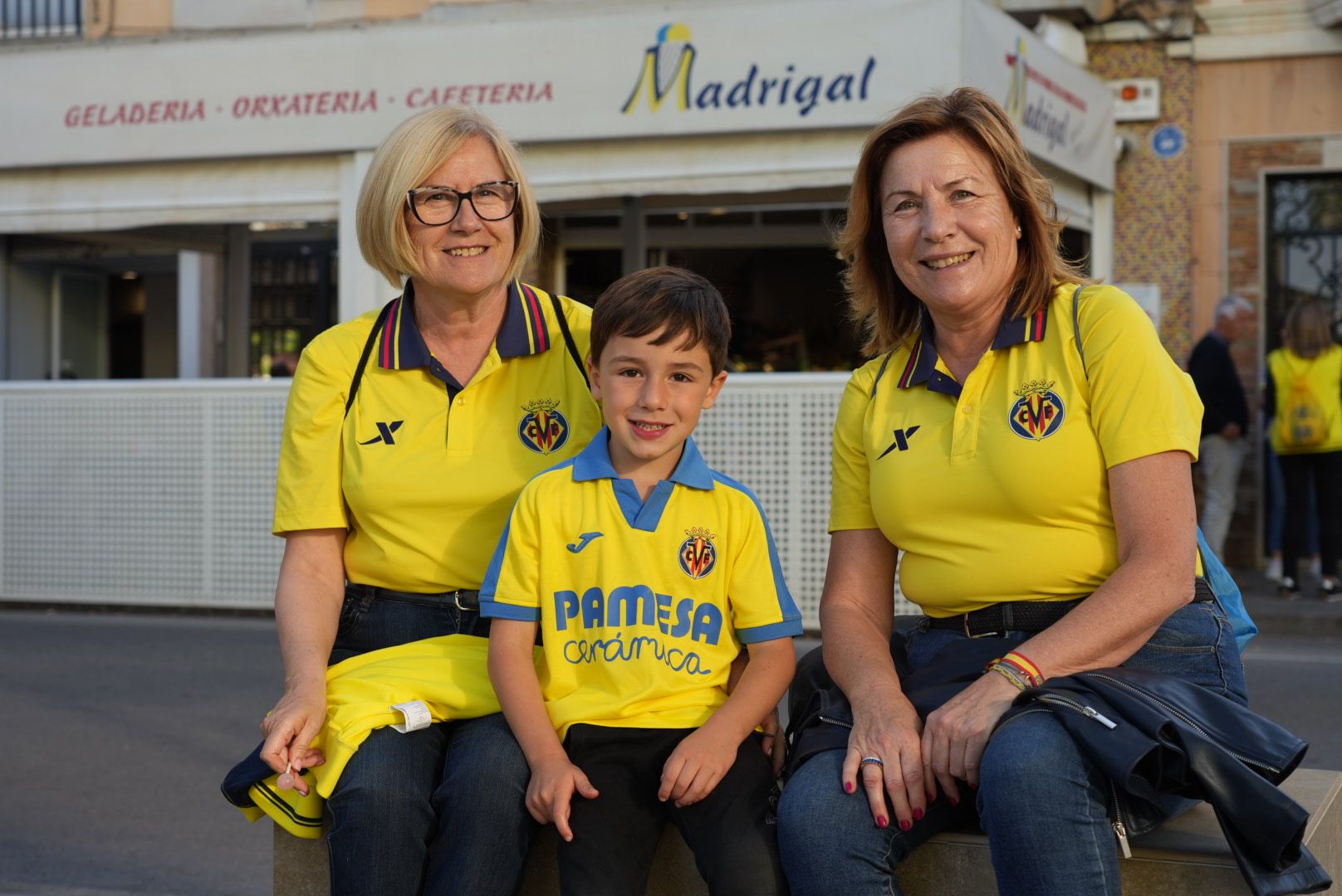 La afición del Villarreal en el partido contra el Espanyol en La Cerámica