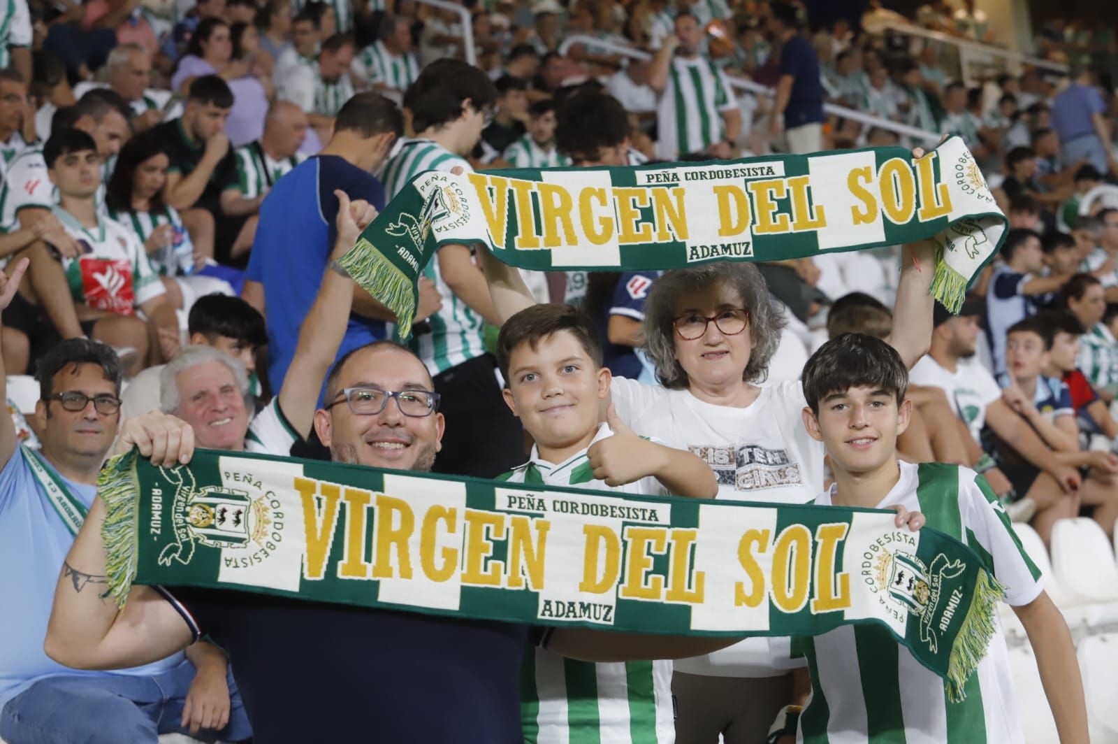 Córdoba CF-Racing de Santander | Las imágenes de la afición en El Arcángel