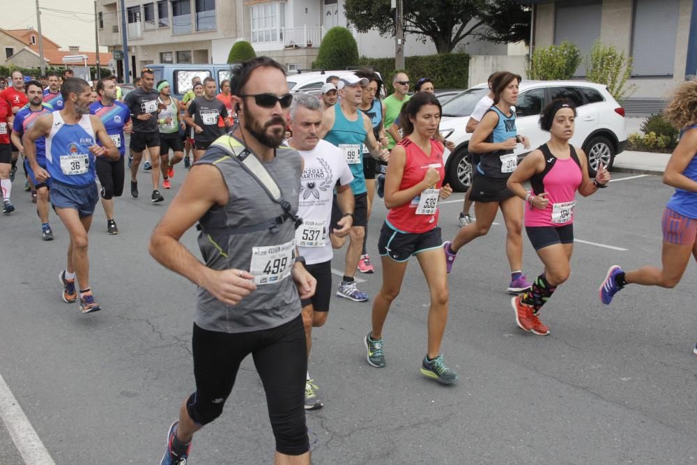 Más de medio millar de corredores completaron el espectacular y exigente recorrido de 21 kilómetros por la Costa da Vela de Cangas.