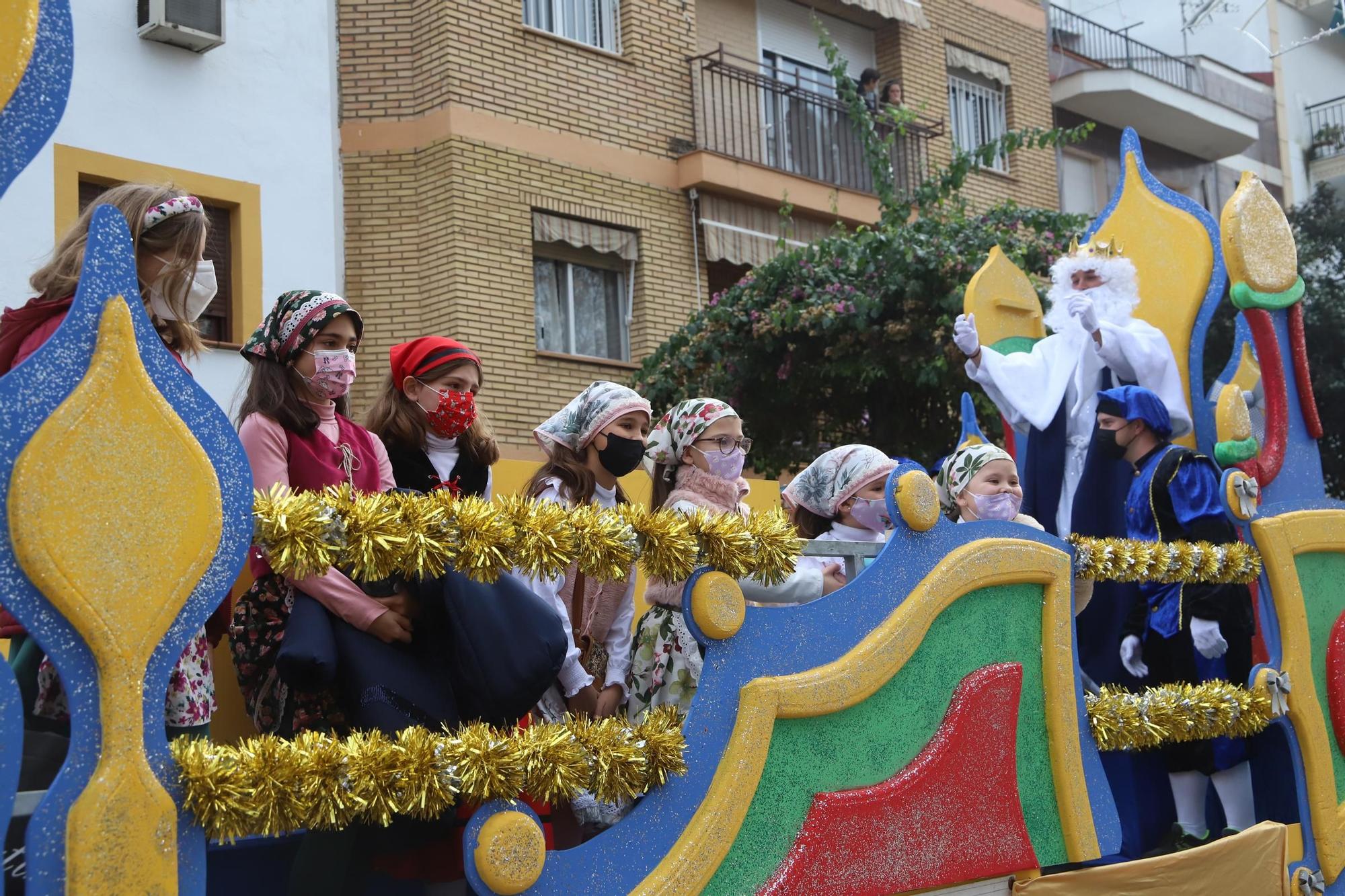 Los Reyes Magos visitan las barriadas periféricas de Córdoba