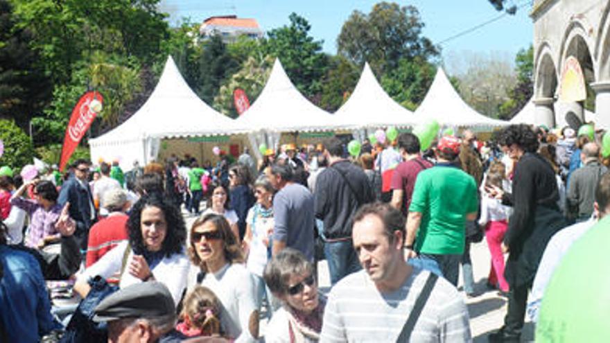 El parque de Santa Margarita, abarrotado en el Día de la Ciencia en la Calle de 2013. / 13Fotos