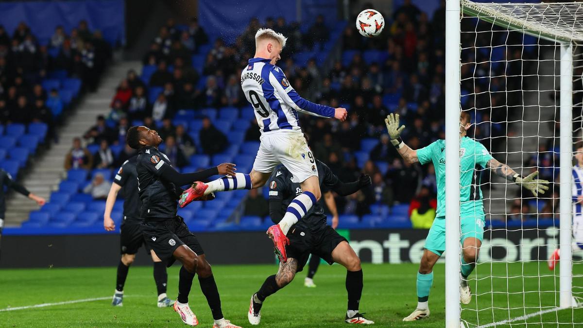 Resumen, goles y highlights de la Real Sociedad 2-0 PAOK de la jornada 8 de la Europa League