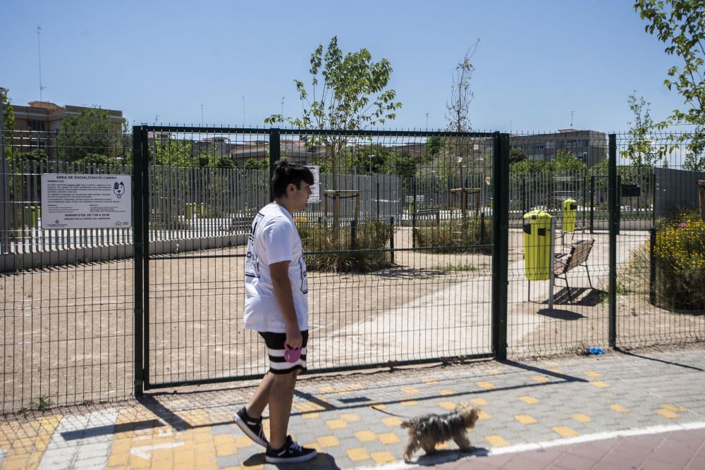 Playas y terrazas llenas en València en los primeros días de la fase 1