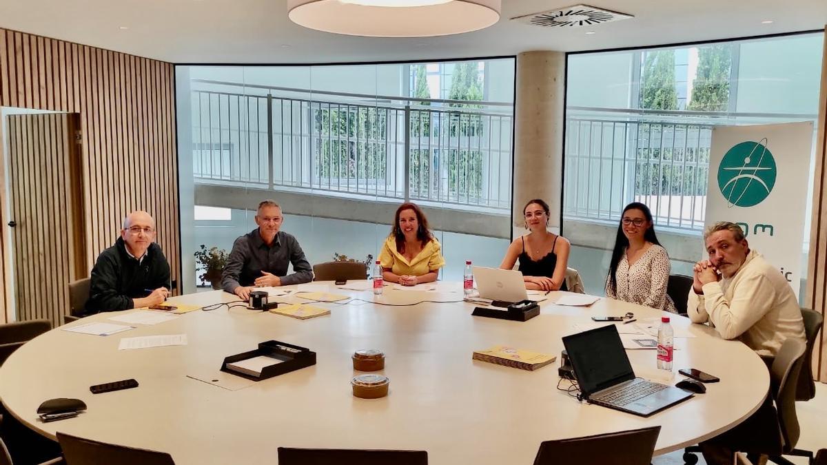 Miembros de Obset durante una reunión en la EGM Parc Tecnològic Paterna