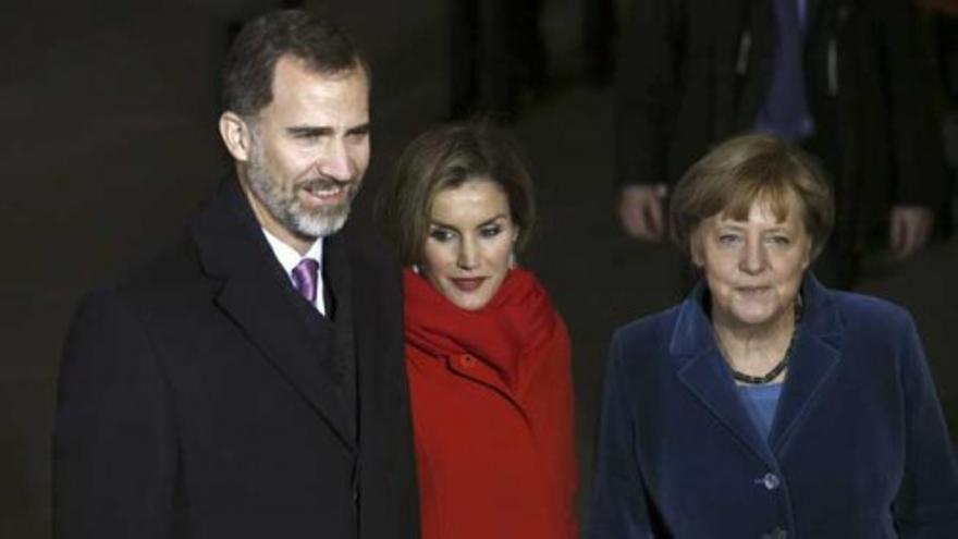 Los Reyes se reúnen con Angela Merkel