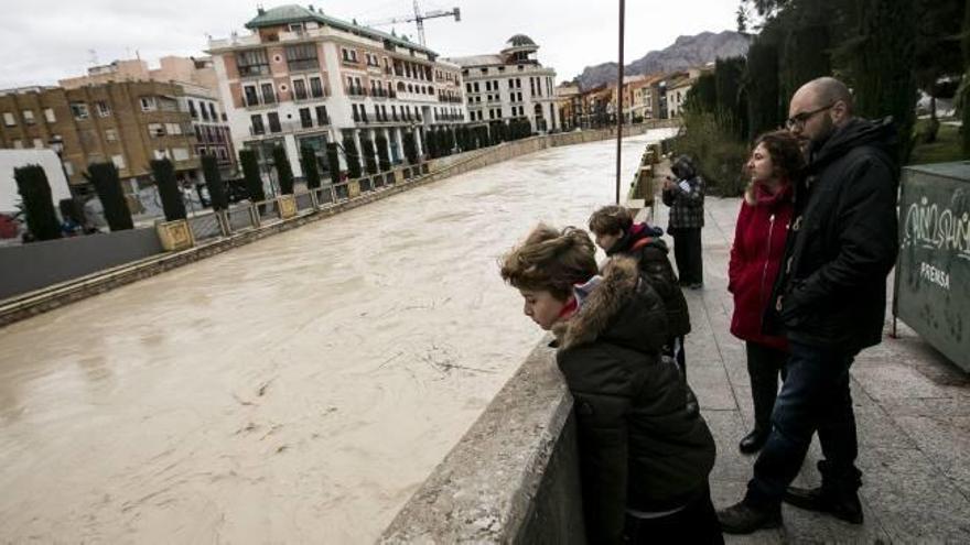 La gota fría deja hasta 400 litros por metro cuadrado