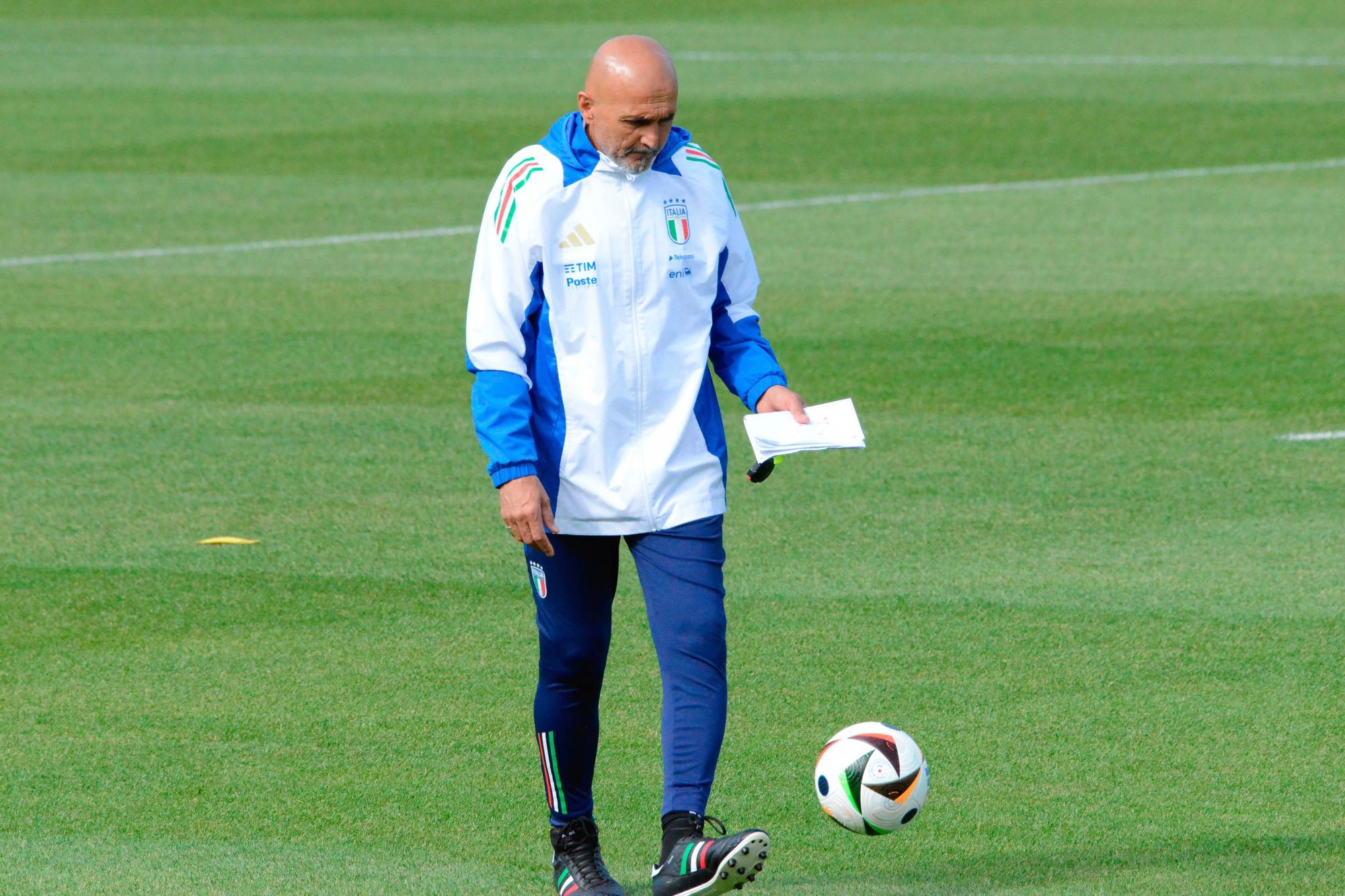Luciano Spalletti durante un entrenamiento de la selección italiana en la Eurocopa de Alemania