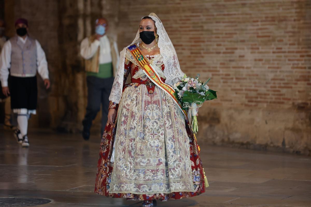 Búscate en el primer día de Ofrenda por las calles del Mar y Avellanas entre las 22:00 y 23:00 horas Búscate en el primer día de Ofrenda por las calles del Mar y Avellanas entre las 22:00 y 23:00 horas