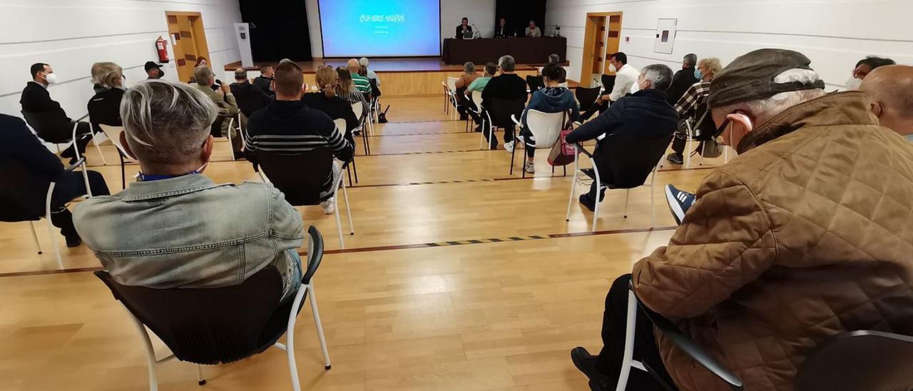 Actividad efusiva del volcán desde Tacande