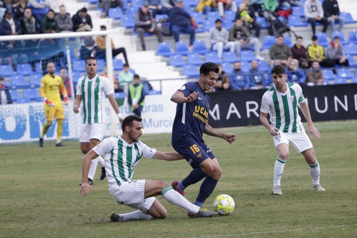 Las imágenes del UCAM Murcia-Córdoba CF