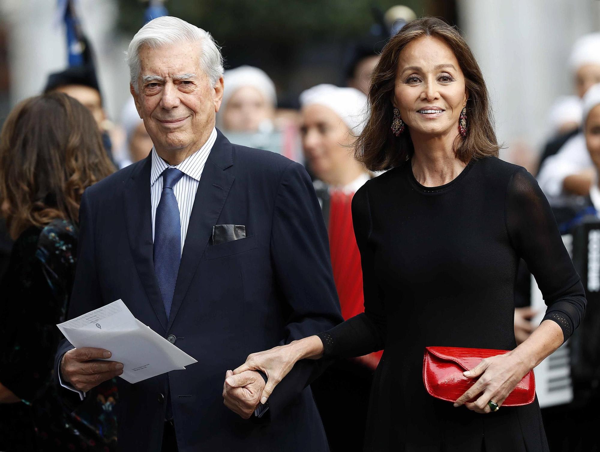 EN IMÁGENES: La relación de Mario Vargas Llosa con Asturias