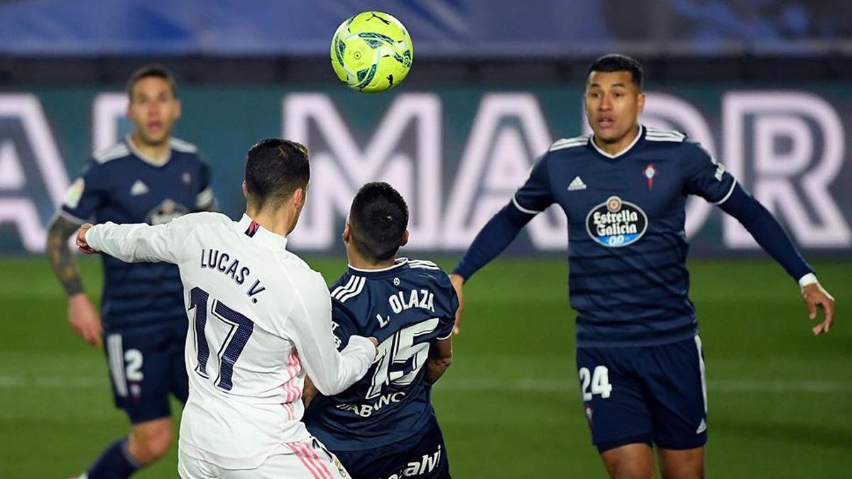 Lucas Vázquez, de cabeza, abrió el marcador en el Alfredo Di Stéfano