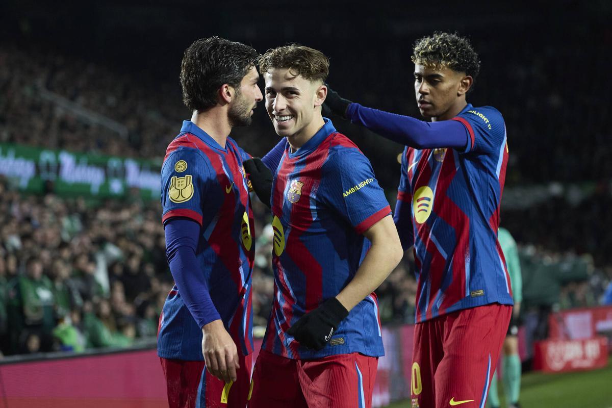 Ferran Torres celebra su gol contra el Racing en la Copa del Rey