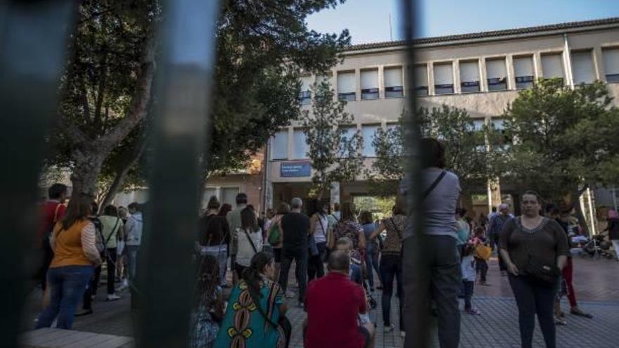 Un caso de hepatitis A en el colegio Jaime Balmes obligará a vacunar a treinta escolares