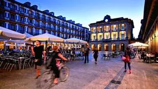 Lo llaman la pequeña París y es una ciudad española que se ha puesto de moda para viajar este verano