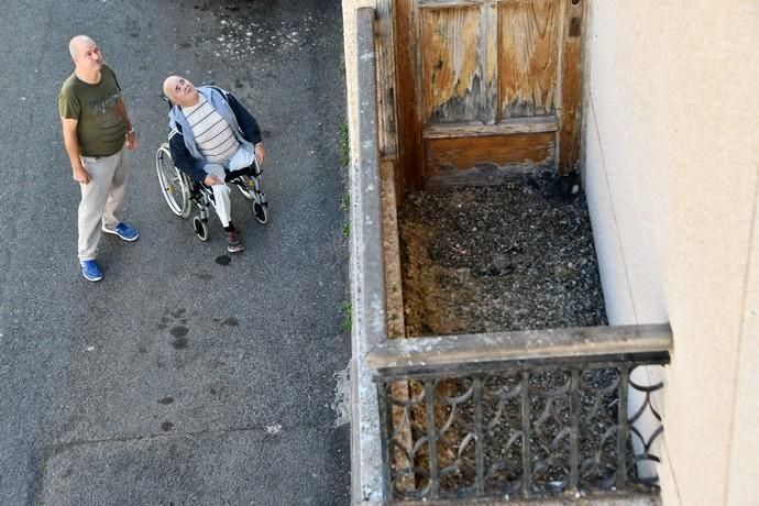 Casa abandonada llena de palomas en Ingenio