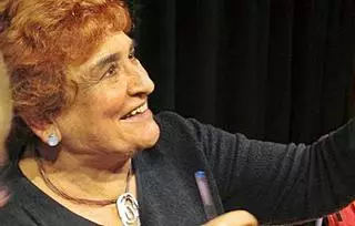 La Xara dedica la calle del nuevo colegio a la profesora Roser Cabrera