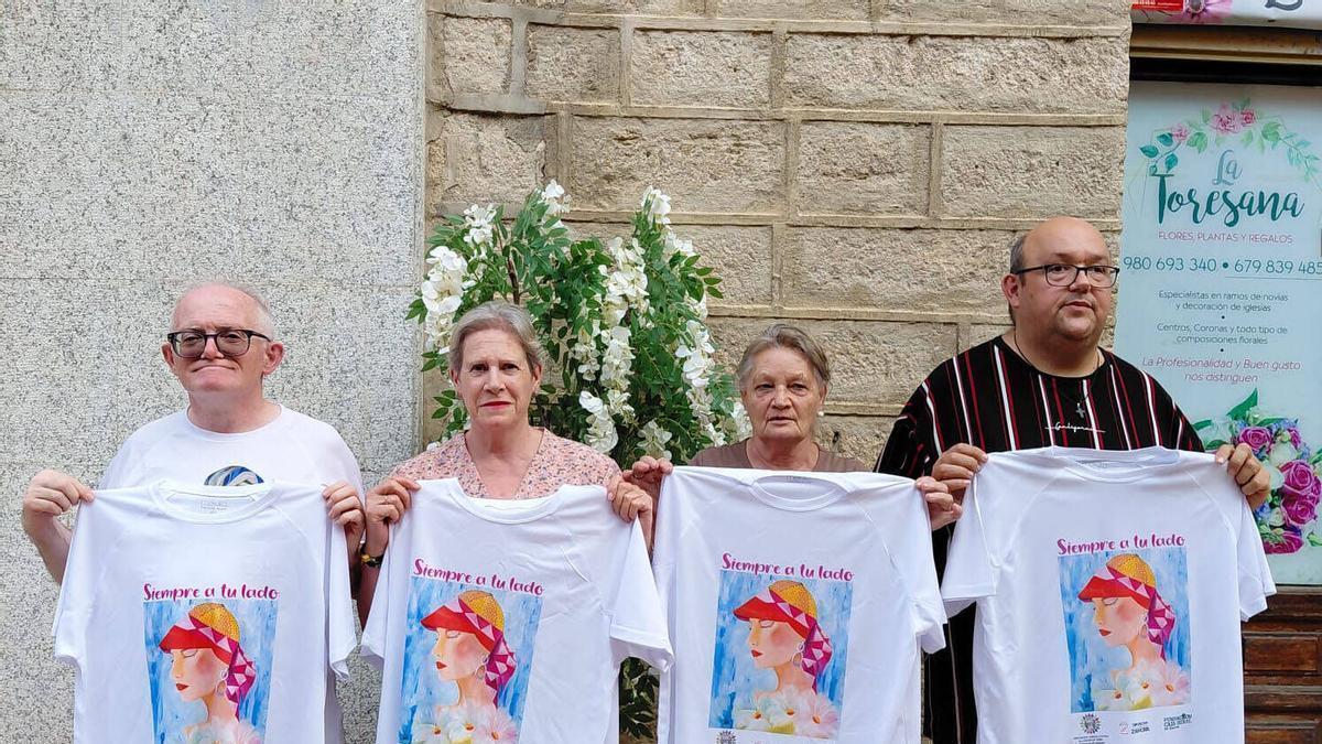 Presidente UCCTA, Ángel García y voluntarios en Toro