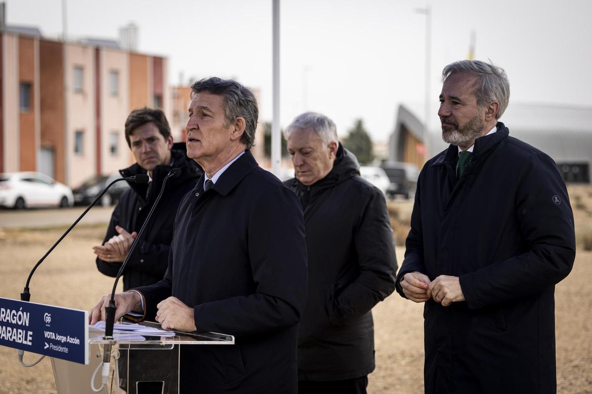 Feijóo con Azcón en un acto del PP en Figueruelas, este miércoles.