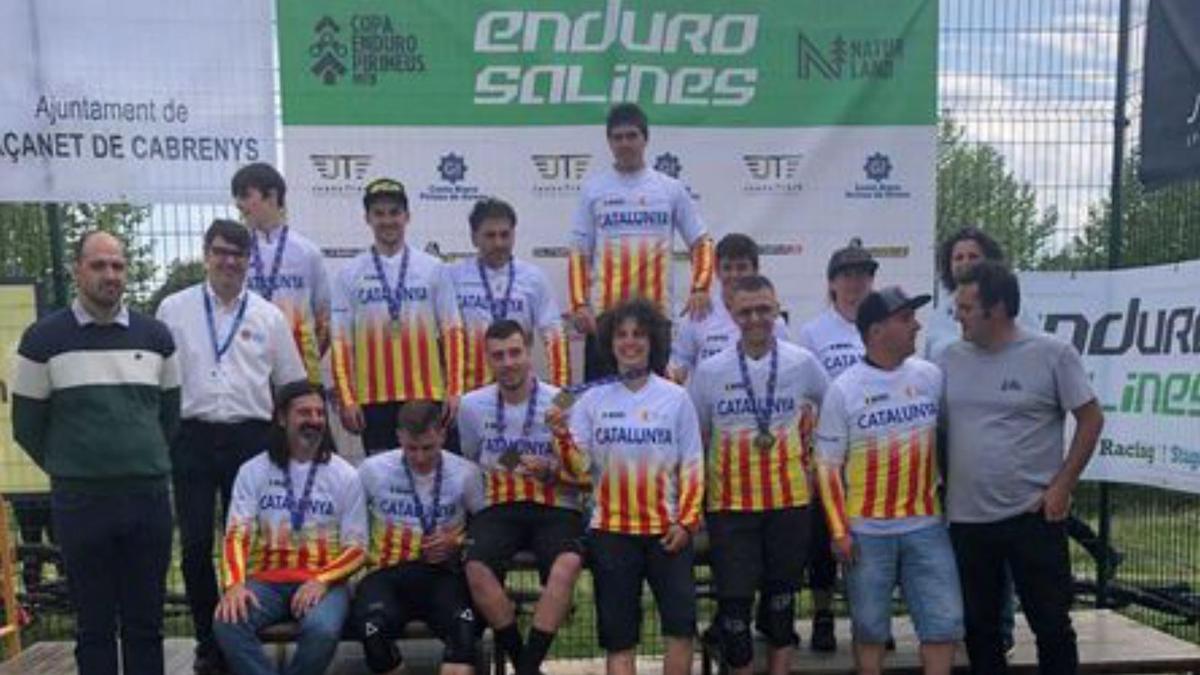 Fotografia amb tots els campions. | FCC