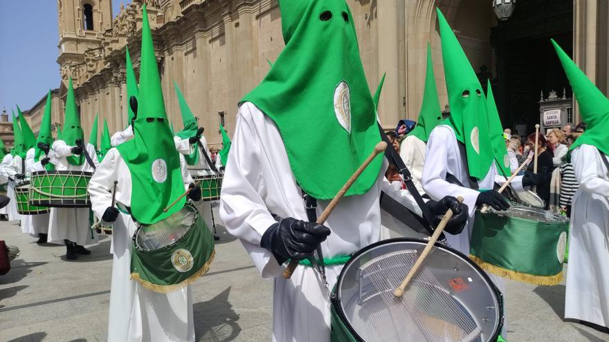 Viernes Santo en Zaragoza, en imágenes