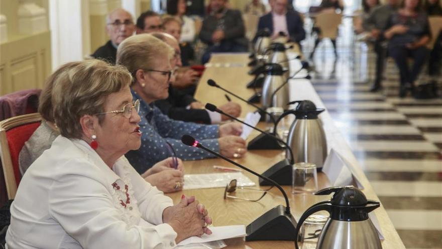 Los mayores de Cáceres quieren que el hospital provincial sea una residencia