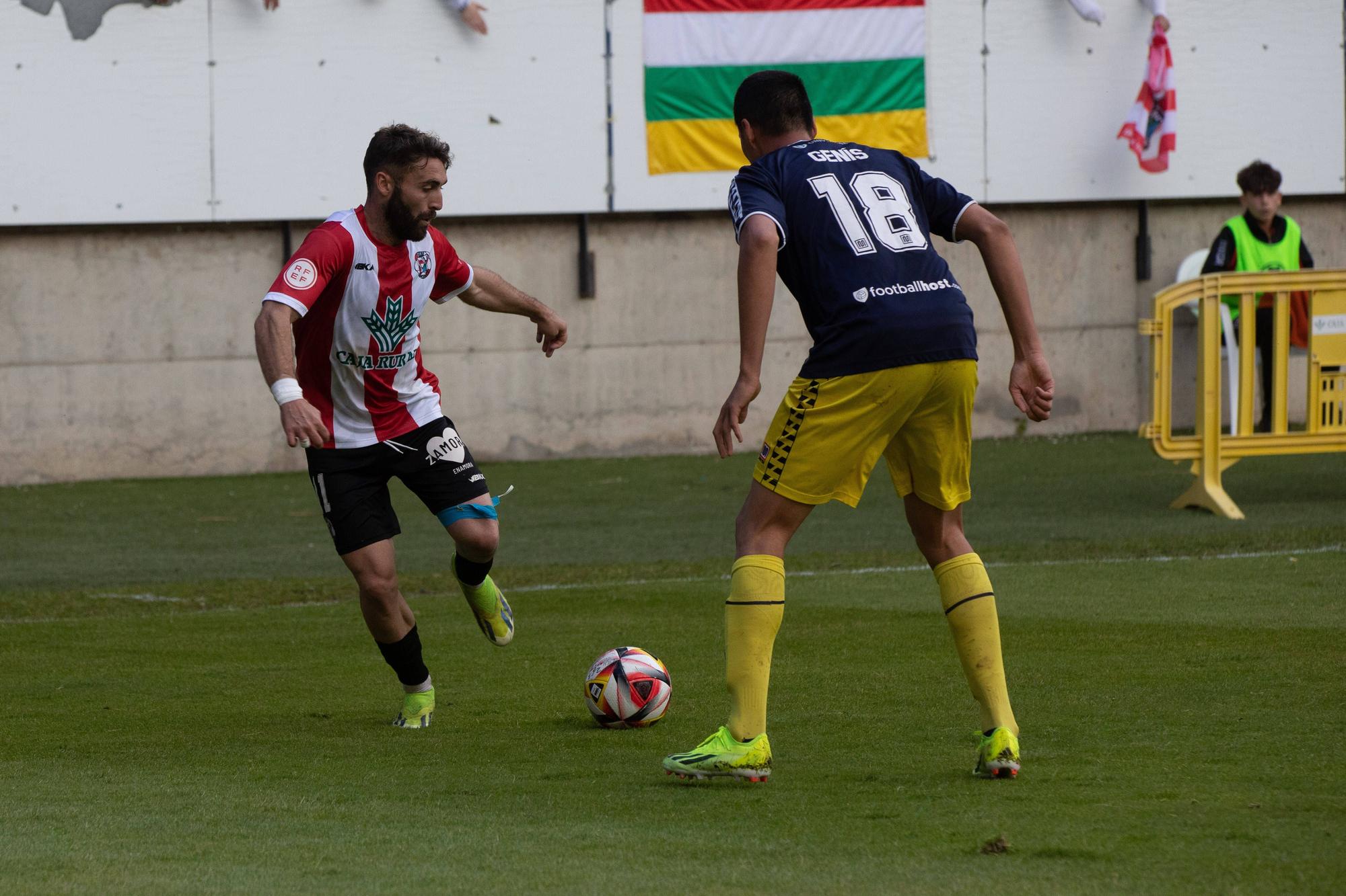 GALERÍA | Las mejores imágenes del histórico partido Zamora CF-Sant Andreu