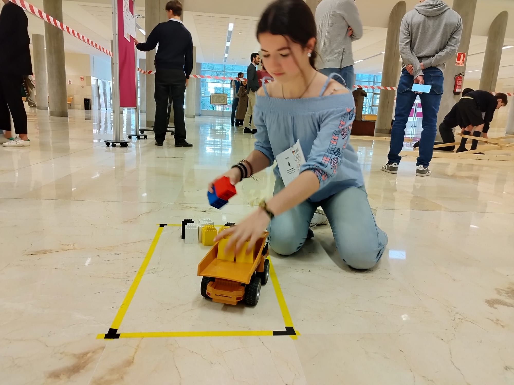 V Olimpiada Nacional (Fase Local) de Ingeniería de Caminos Canales y Puertos, en la Escuela Politécnica de Mieres.