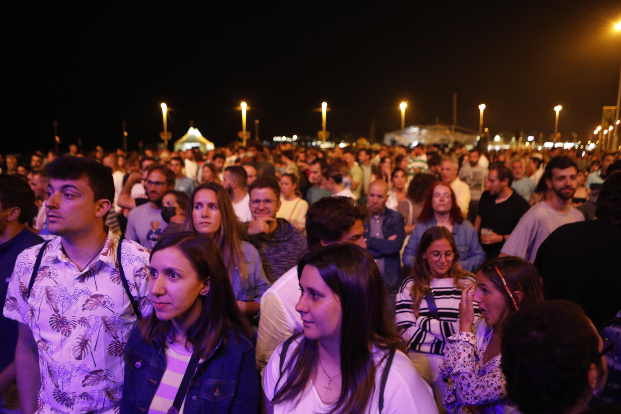 En imágenes: El concierto de Crystal Fighters en Gijón