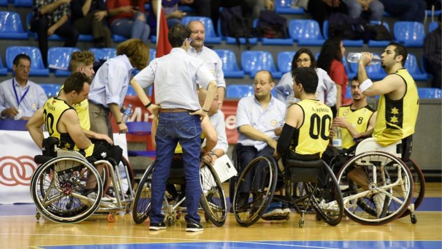 Baloncesto sobre ruedas en el Príncipe de Asturias