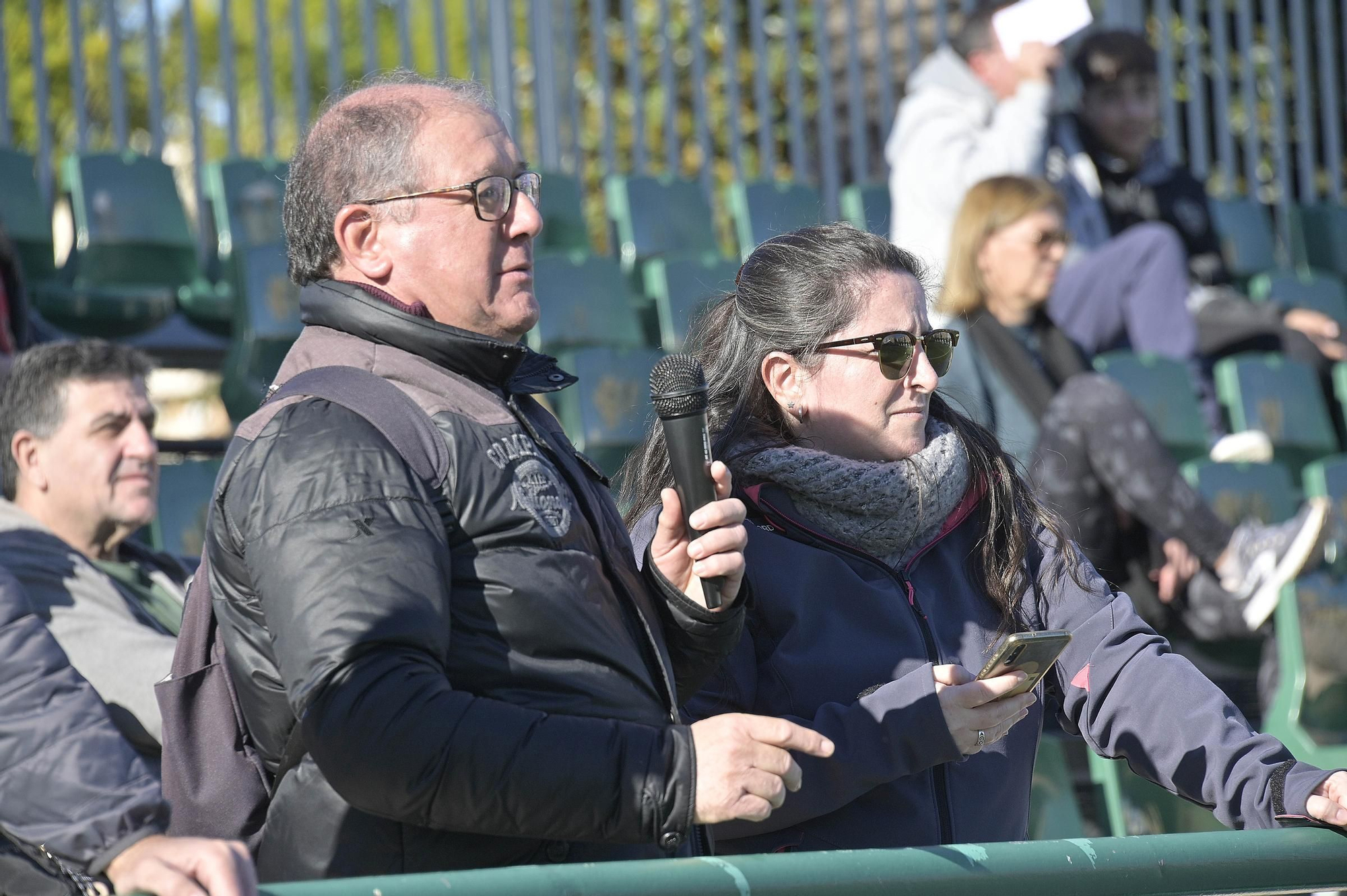 Partido de futbol benefico populares informadores