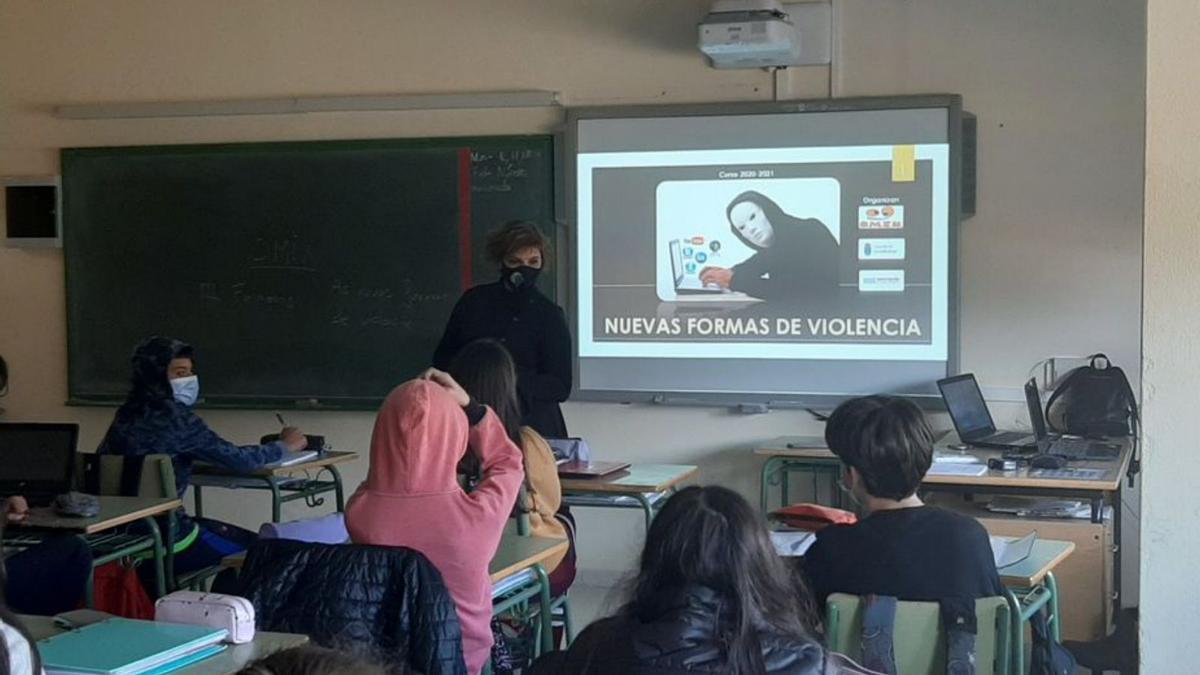 Sesión impartida co alumnado de 2º de ESO do IES Terra Turonio.  | // D.P.