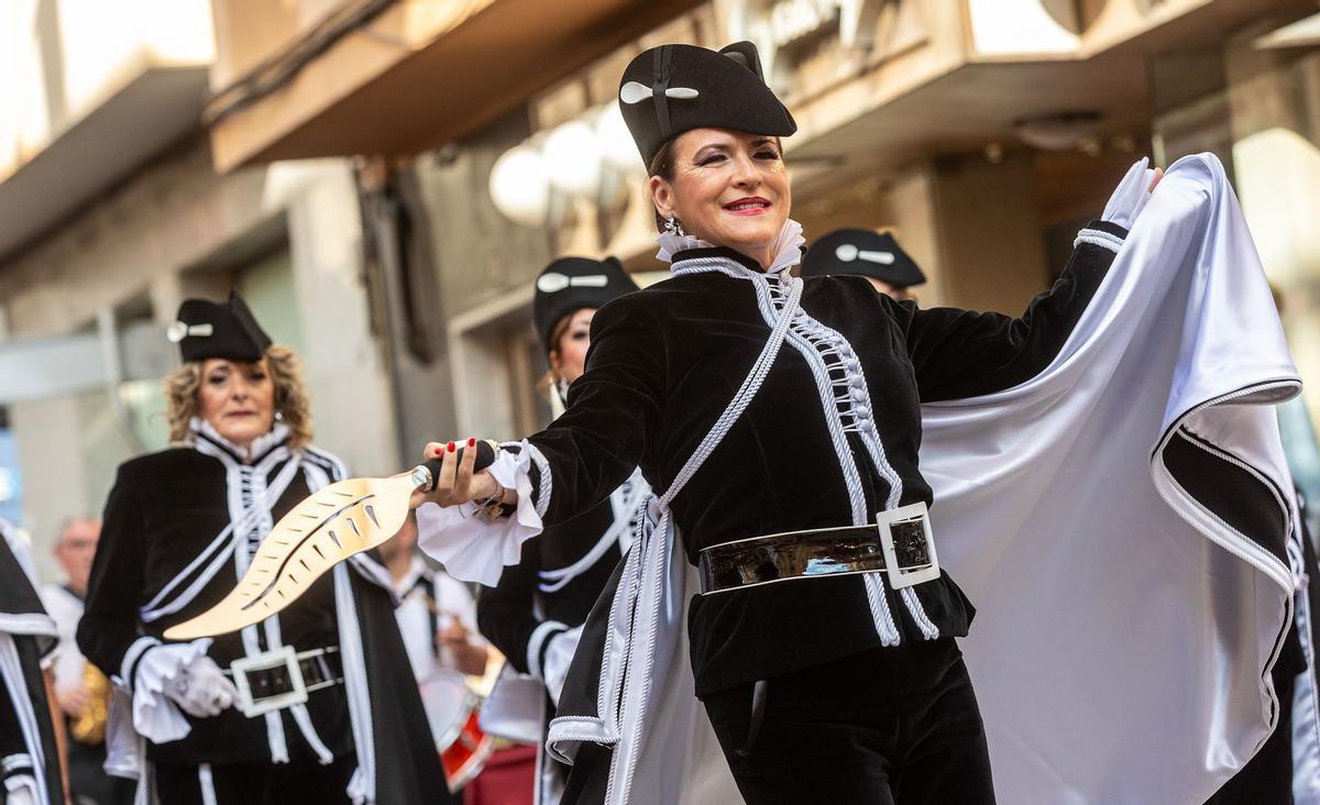 Las mejores imágenes de la triunfal Entrada Cristiana de Elda