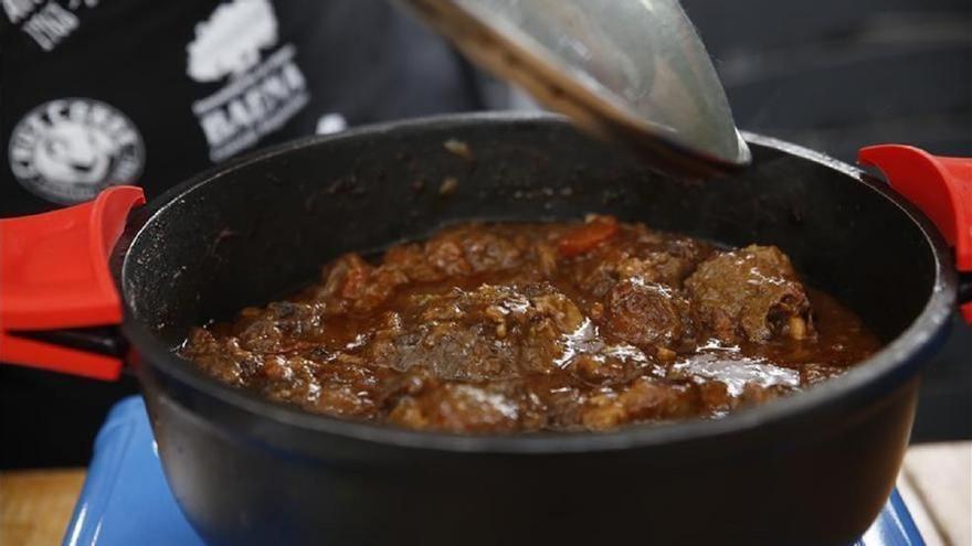 Palabra de Cofradía Gastronómica: aquí puedes comer el mejor rabo de toro en Córdoba