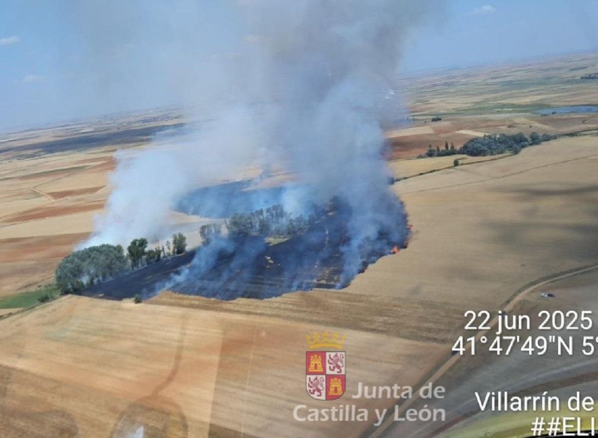 Incendio en Villarrín de Campos