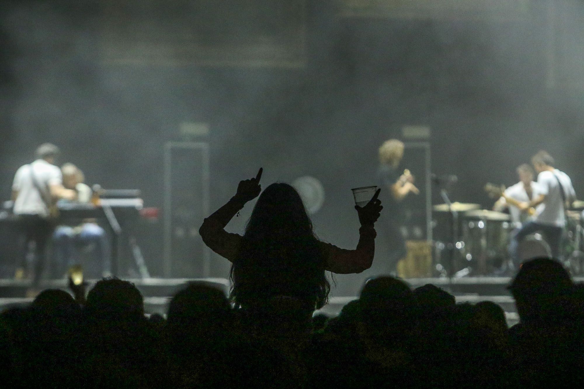 El concierto de Izal en el Autocine de Málaga, en imágenes