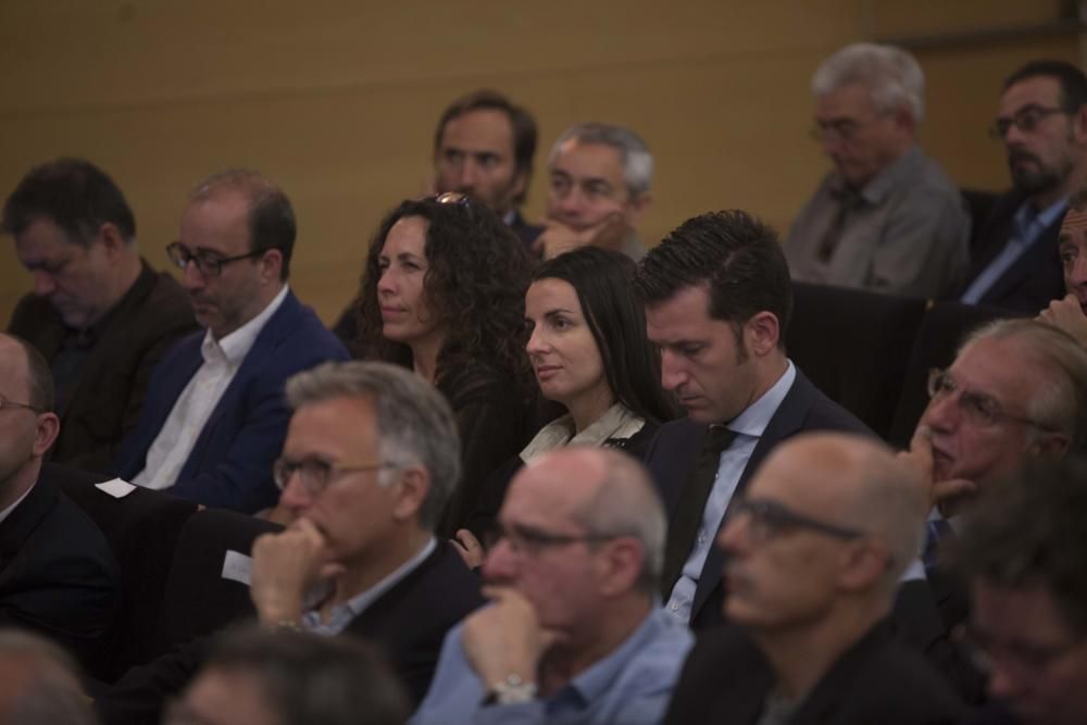 Conferencia de política ambiental de Elena Cebrián en el Club Mercantil