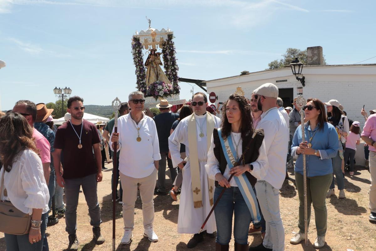 Hinojosa celebra la romería de la Virgen de la Antigua Coronada