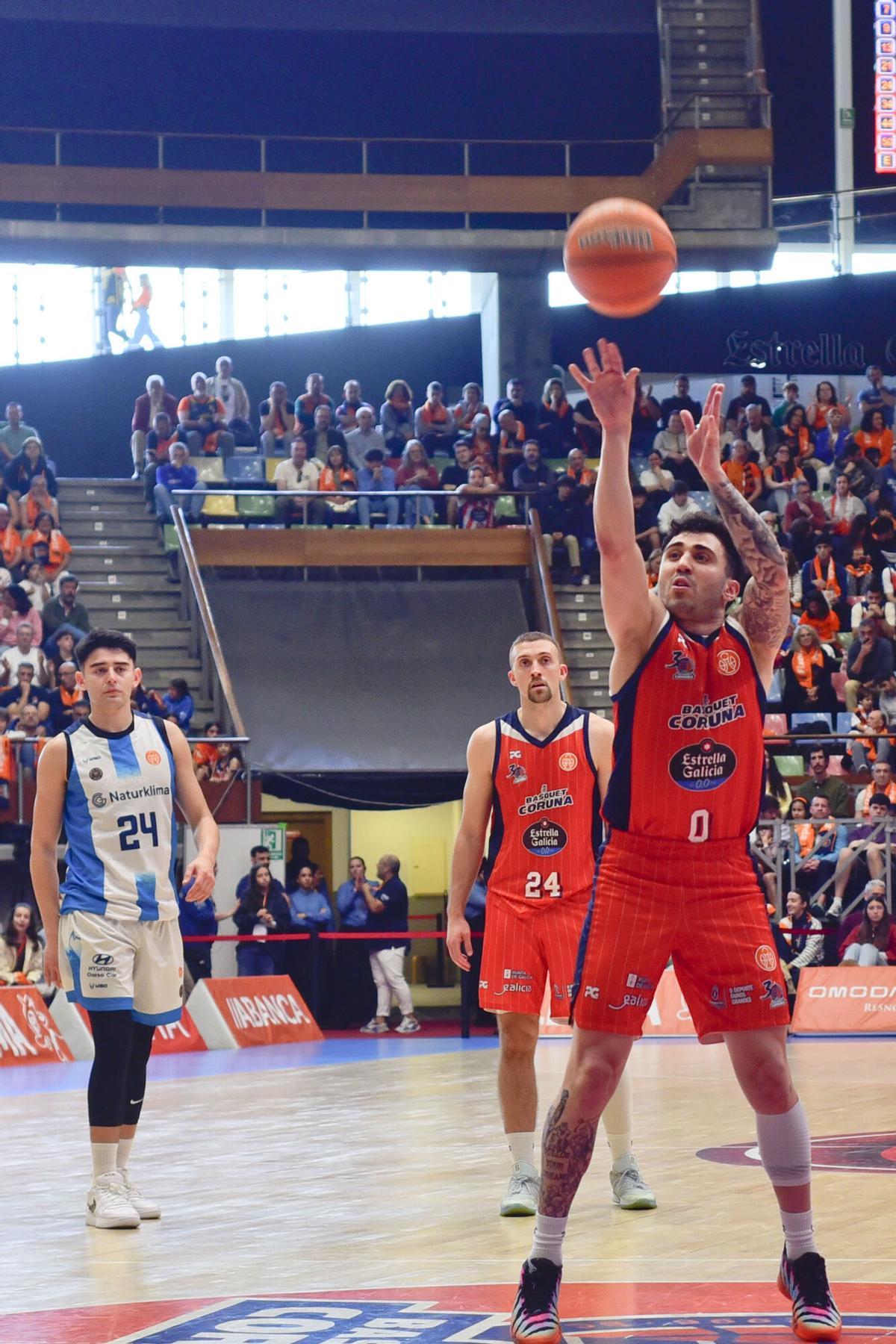 El equipo coruñés cerró la temporada en casa con una solvente victoria