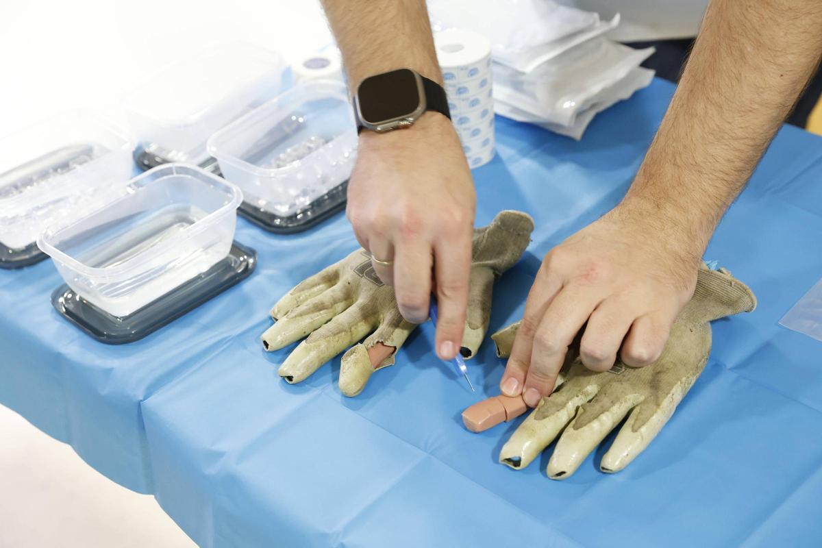 La jornada de simulación clínica del Hospital de Cabueñes, en imágenes