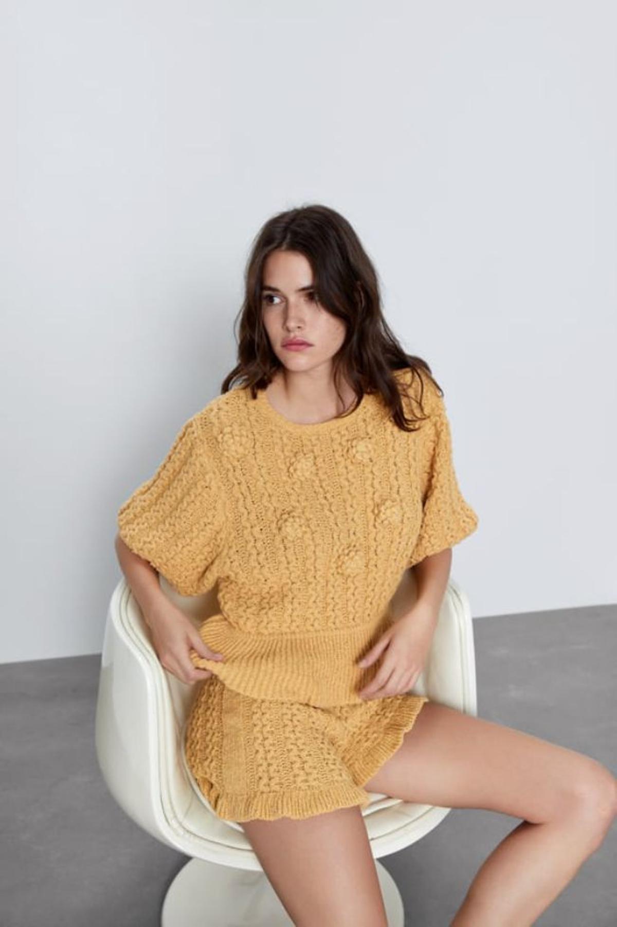 Shorts de punto 'confy-chic' para la cuarentena: la opción que brilla en Instagram y que ya vende Zara.