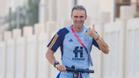 Luis Enrique, en patinete en las instalaciones de la Universidad de Qatar