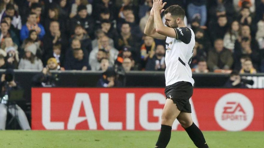 Rioja, el perfil que aplaude Mestalla
