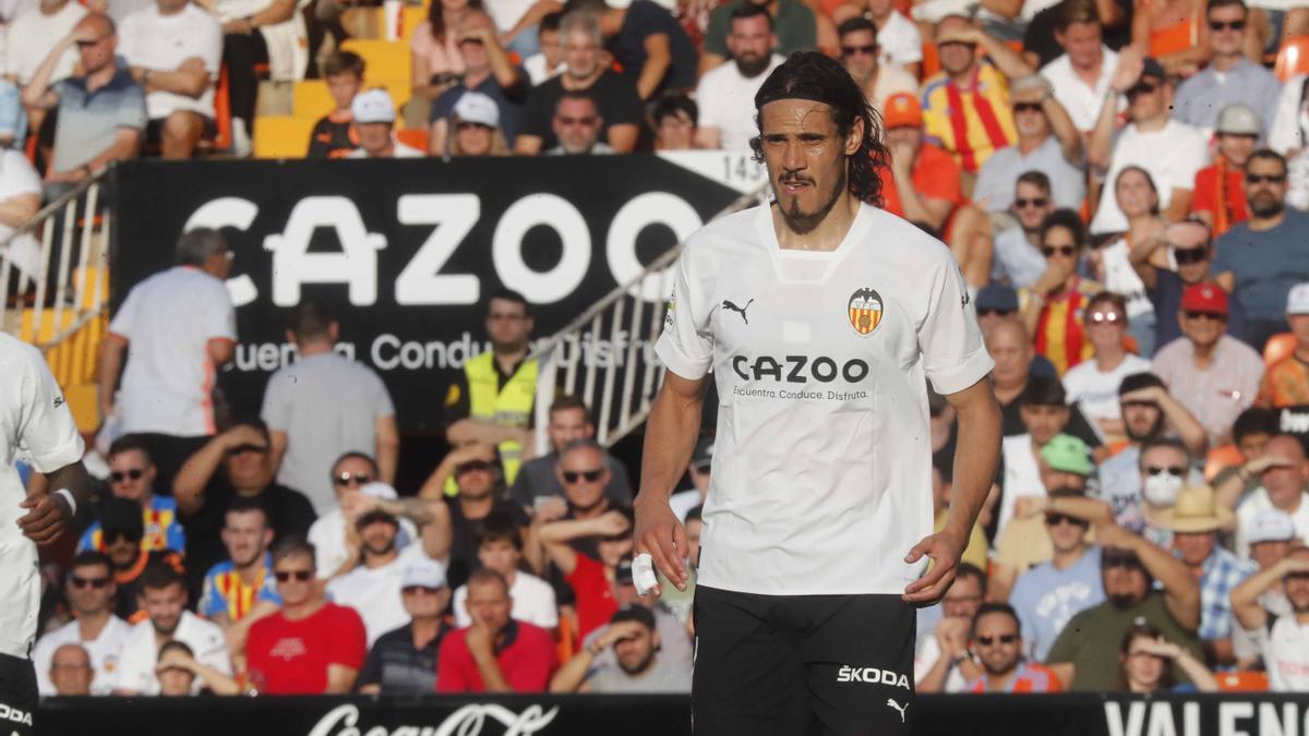 Cavani, en su debut con el Valencia CF