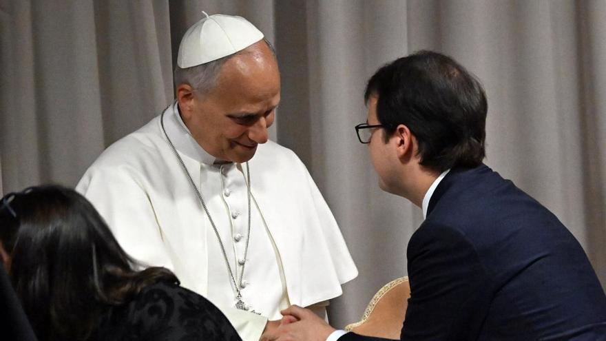 lica en tiempos de IA: El Papa, la "herejía" de Palantir y la apuesta por Anthropic