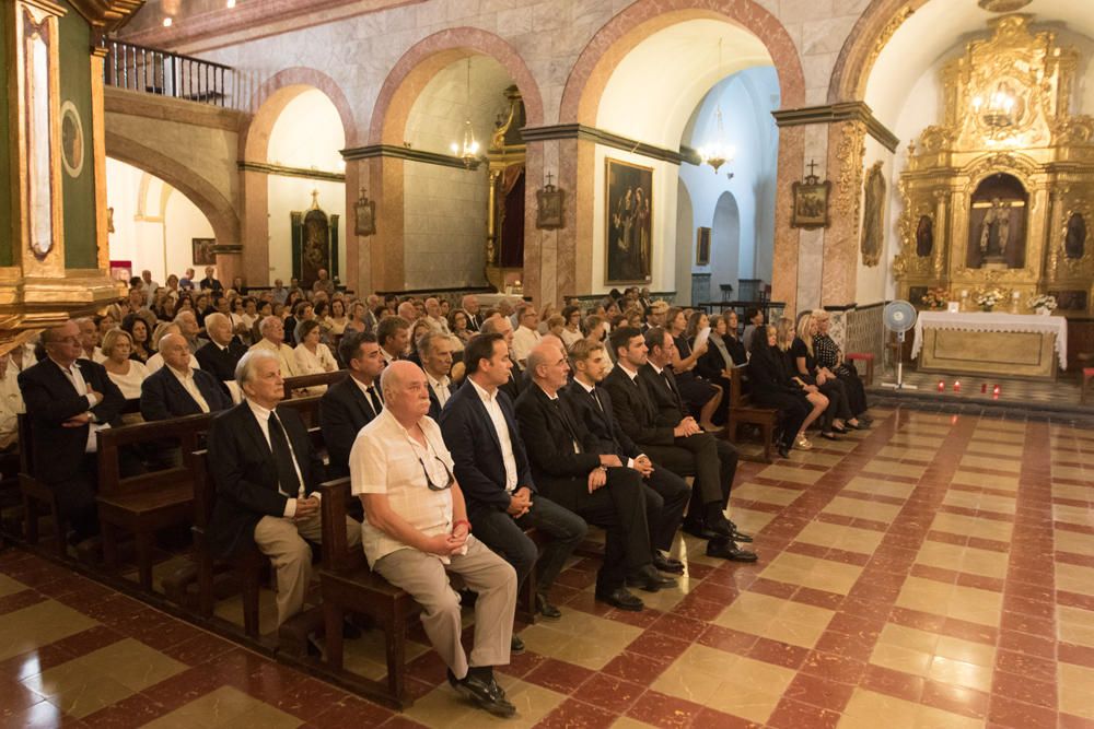 Funeral de Mariano Llobet en la Iglesia de Santo Domingo.