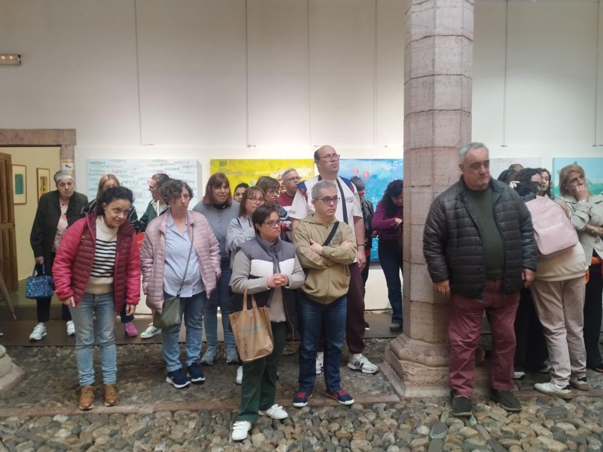 Algunos de los autores de la exposición.