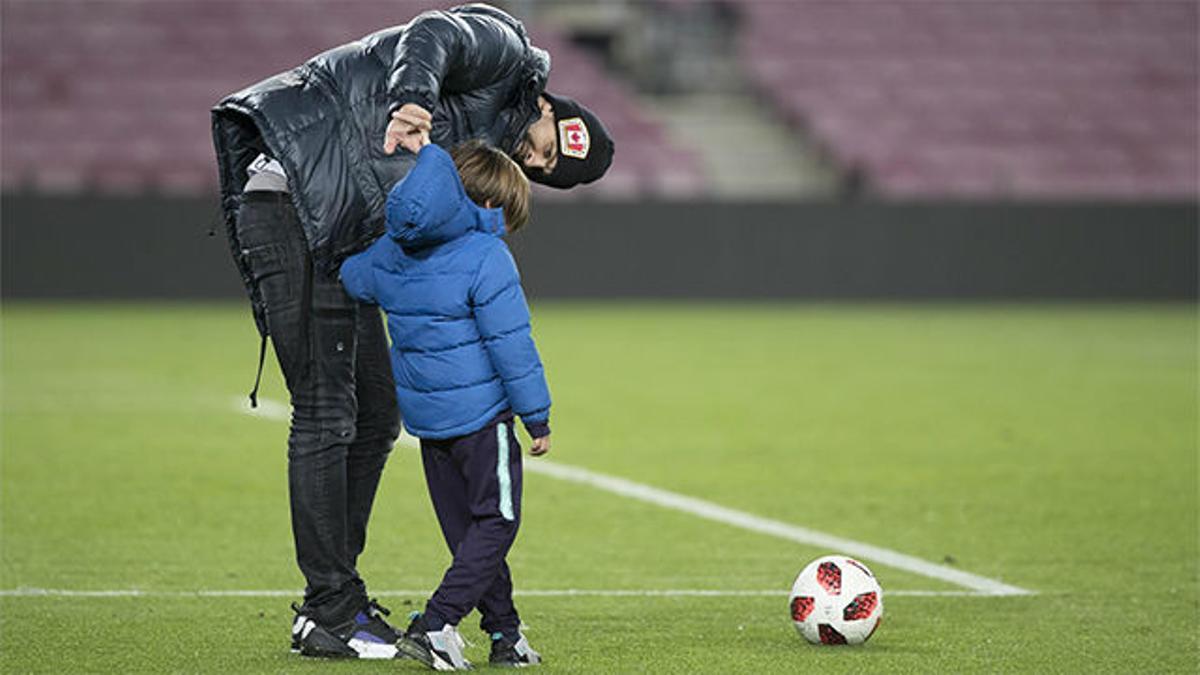 Messi, Piqué y Luis Suárez disfrutaron de la goleada con sus hijos