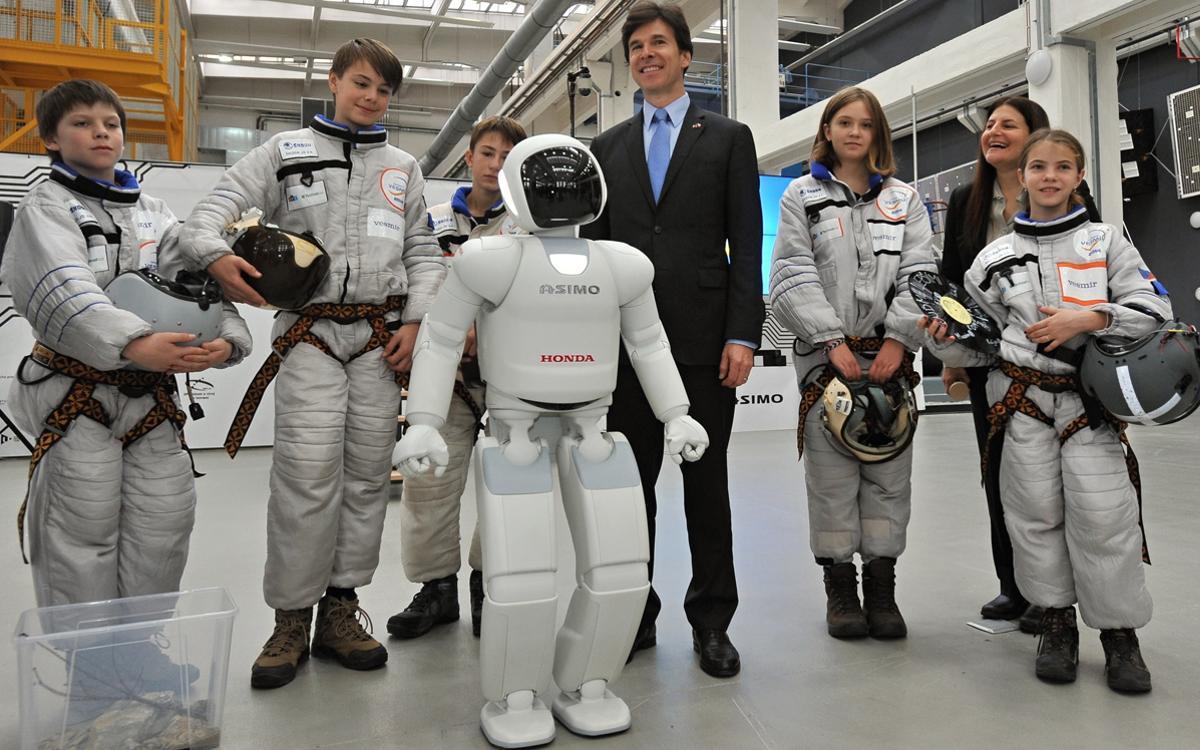 Asimo, de Honda Robotics