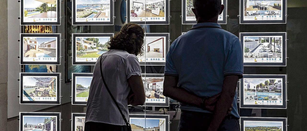 Las inmobiliarias defienden que los precios que había antes del coronavirus ahora son inasumibles para los posibles compradores.